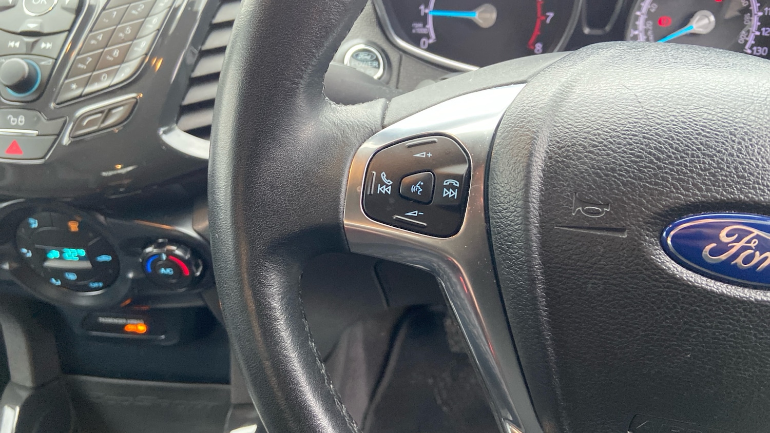 Used Ford Ecosport 2016 for sale - 76860194: Photo 31