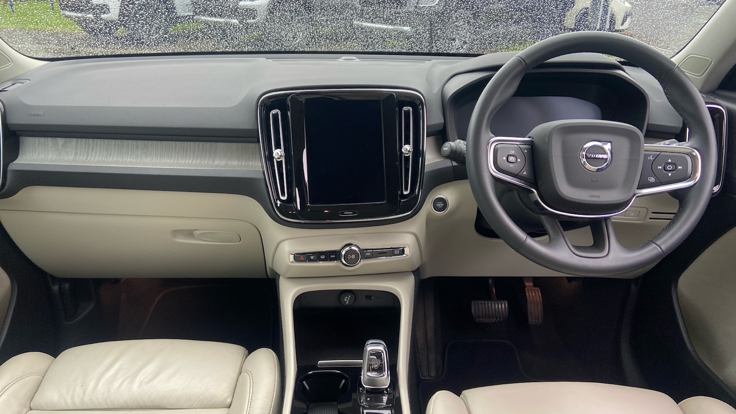 Used Volvo XC40 2022 for sale - 76578523: Photo 10