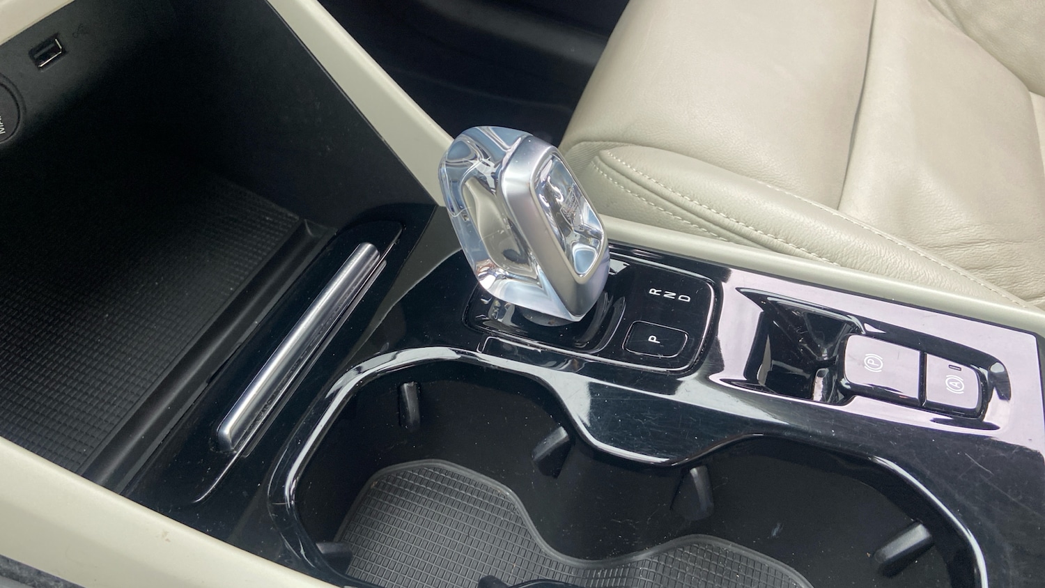 Used Volvo XC40 2022 for sale - 76578523: Photo 13