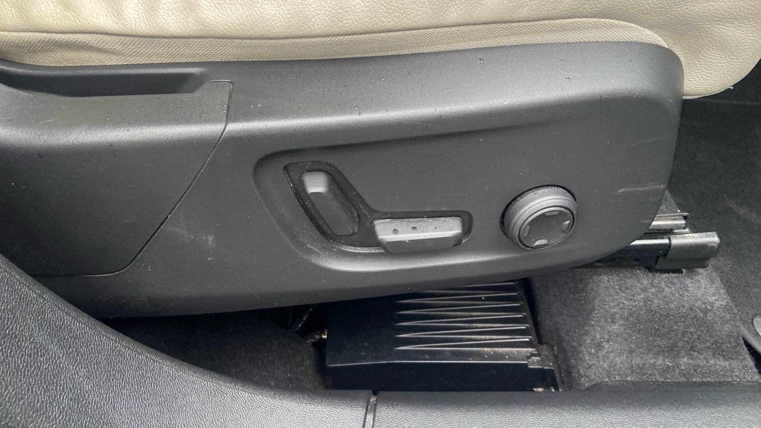 Used Volvo XC40 2022 for sale - 76578523: Photo 36