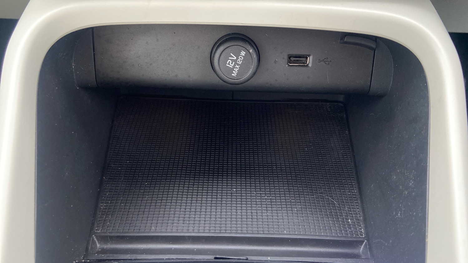 Used Volvo XC40 2022 for sale - 76578523: Photo 43