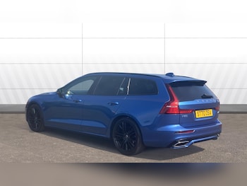 Used Volvo V60 2020 for sale - 79295368: Photo