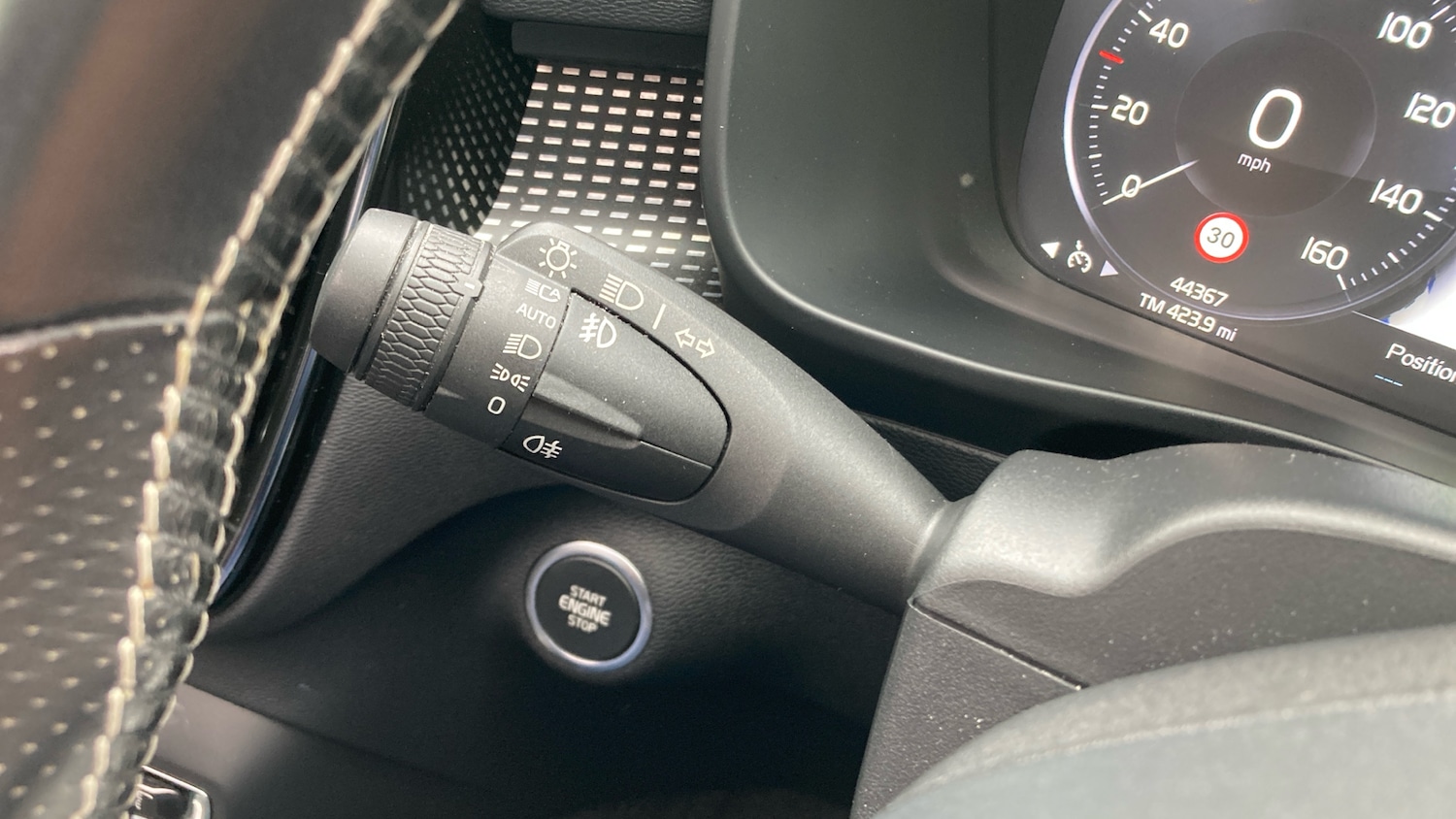 Used Volvo XC40 2019 for sale - 76859019: Photo 25