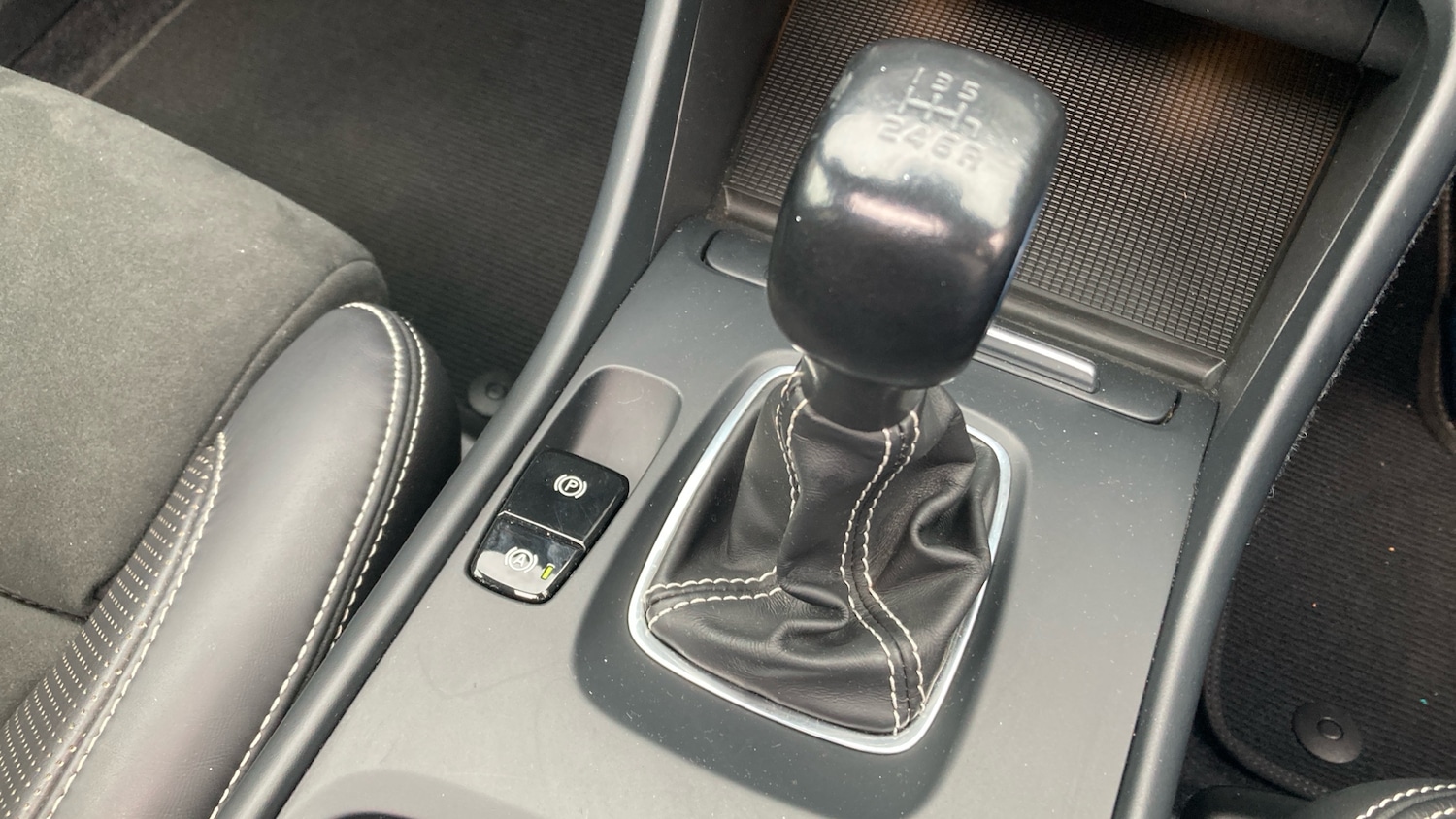 Used Volvo XC40 2019 for sale - 76859019: Photo 27