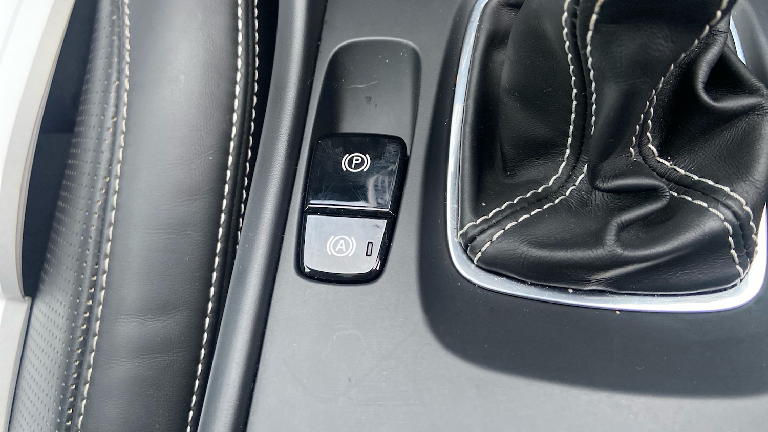 Used Volvo XC40 2019 for sale - 76859019: Photo 35