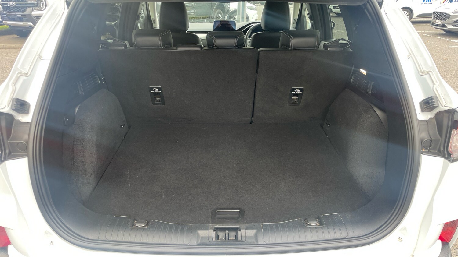 Used Ford Kuga 2021 for sale - 76286764: Photo 4