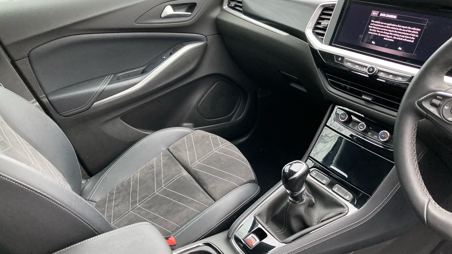 Used Vauxhall Grandland 2023 for sale - 76957377: Photo 14