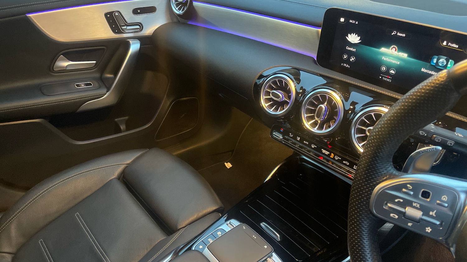 Used Mercedes-Benz A-Class 2019 for sale - 76427803: Photo 14