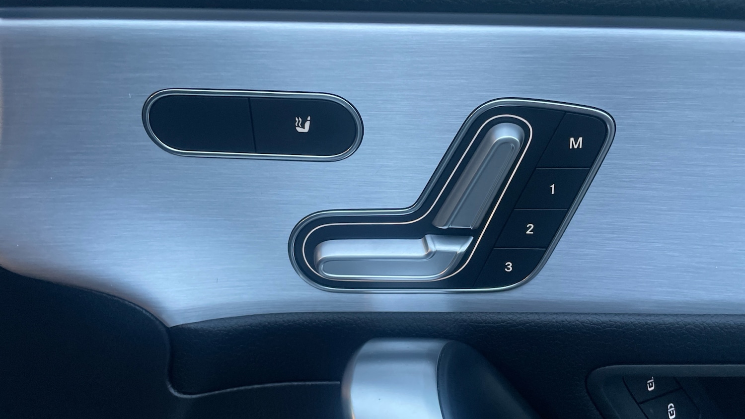 Used Mercedes-Benz A-Class 2019 for sale - 76427803: Photo 37