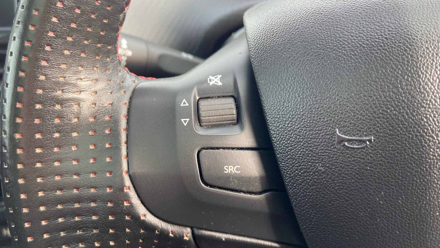 Used Peugeot 2008 2019 for sale - 78143804: Photo 21