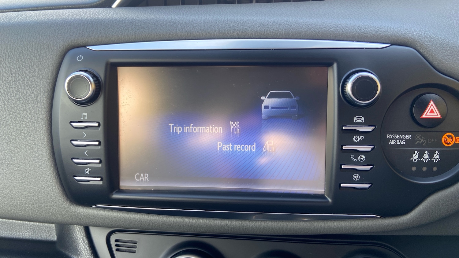 Used Toyota Yaris 2019 for sale - 78143795: Photo 12