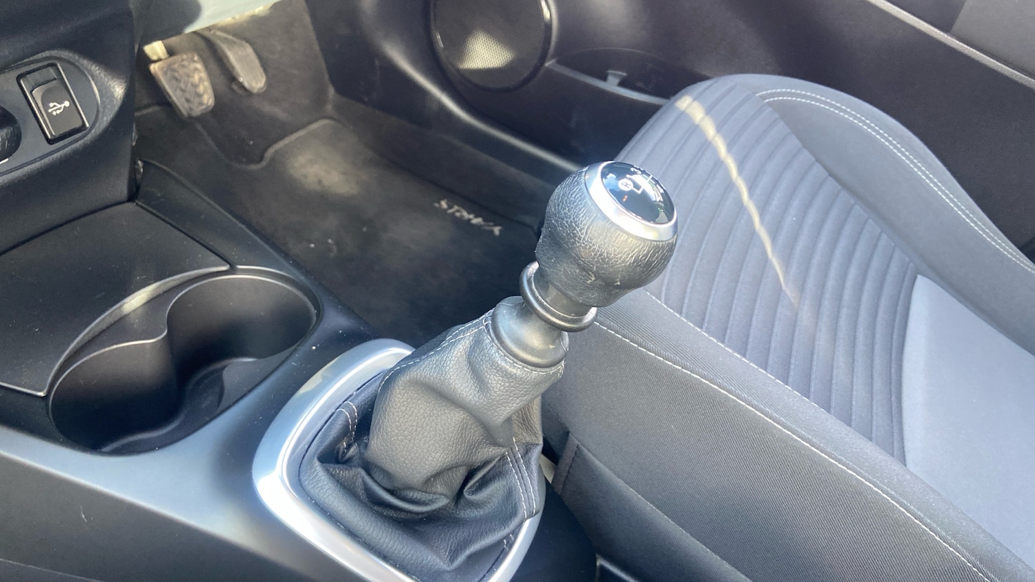 Used Toyota Yaris 2019 for sale - 78143795: Photo 13