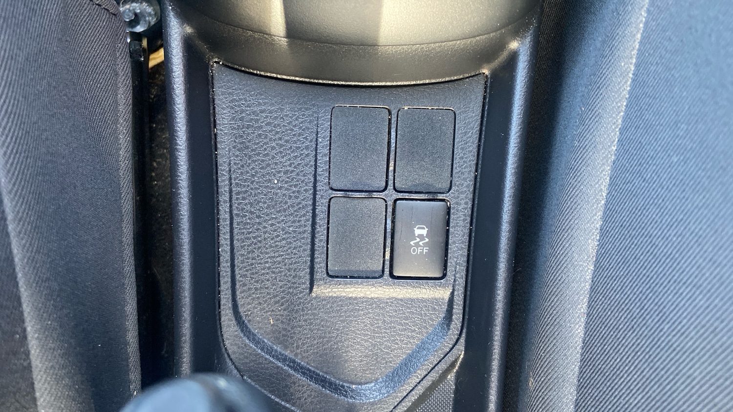 Used Toyota Yaris 2019 for sale - 78143795: Photo 24