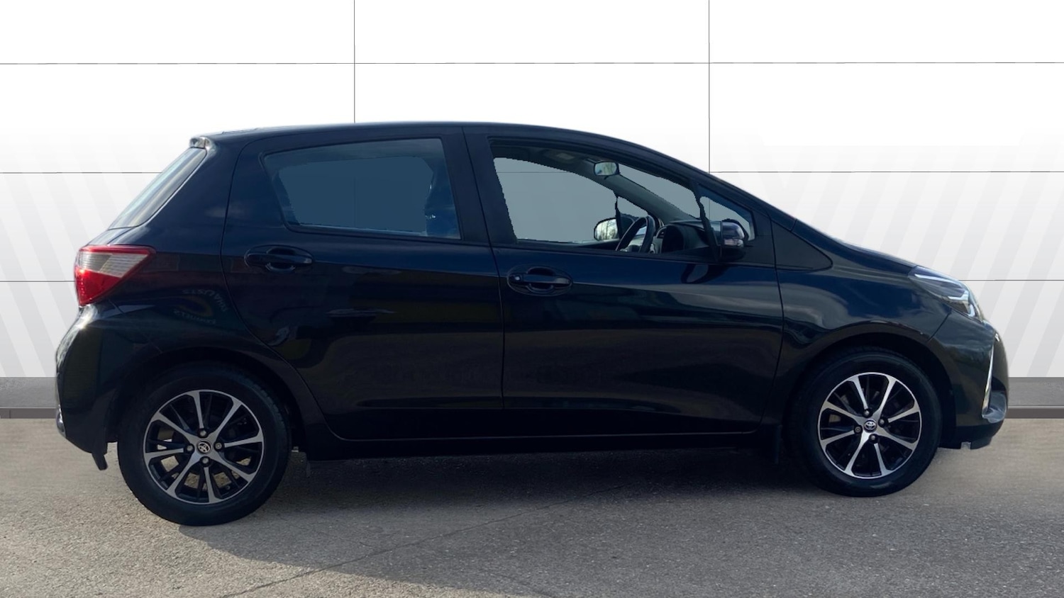 Used Toyota Yaris 2019 for sale - 78143795: Photo 5