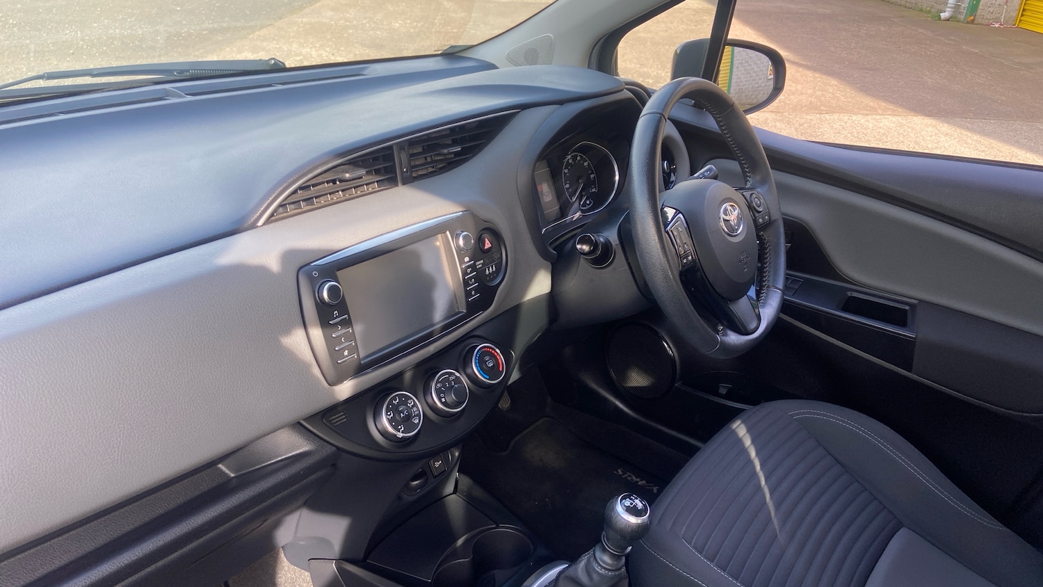 Used Toyota Yaris 2019 for sale - 78143795: Photo 9