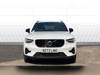 Used Volvo XC40 2023 for sale - 79545280: Photo