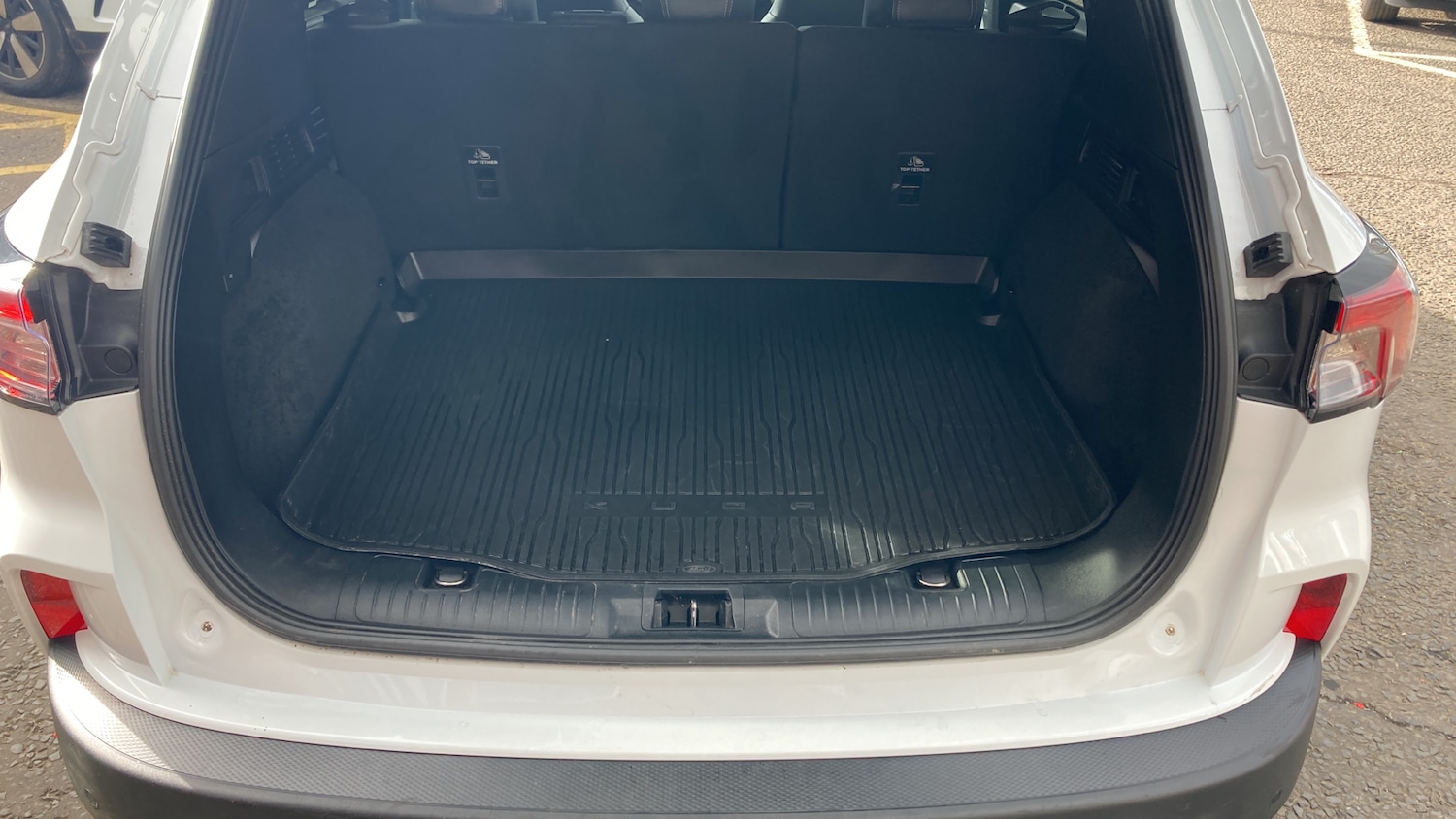 Used Ford Kuga 2023 for sale - 77676147: Photo 4