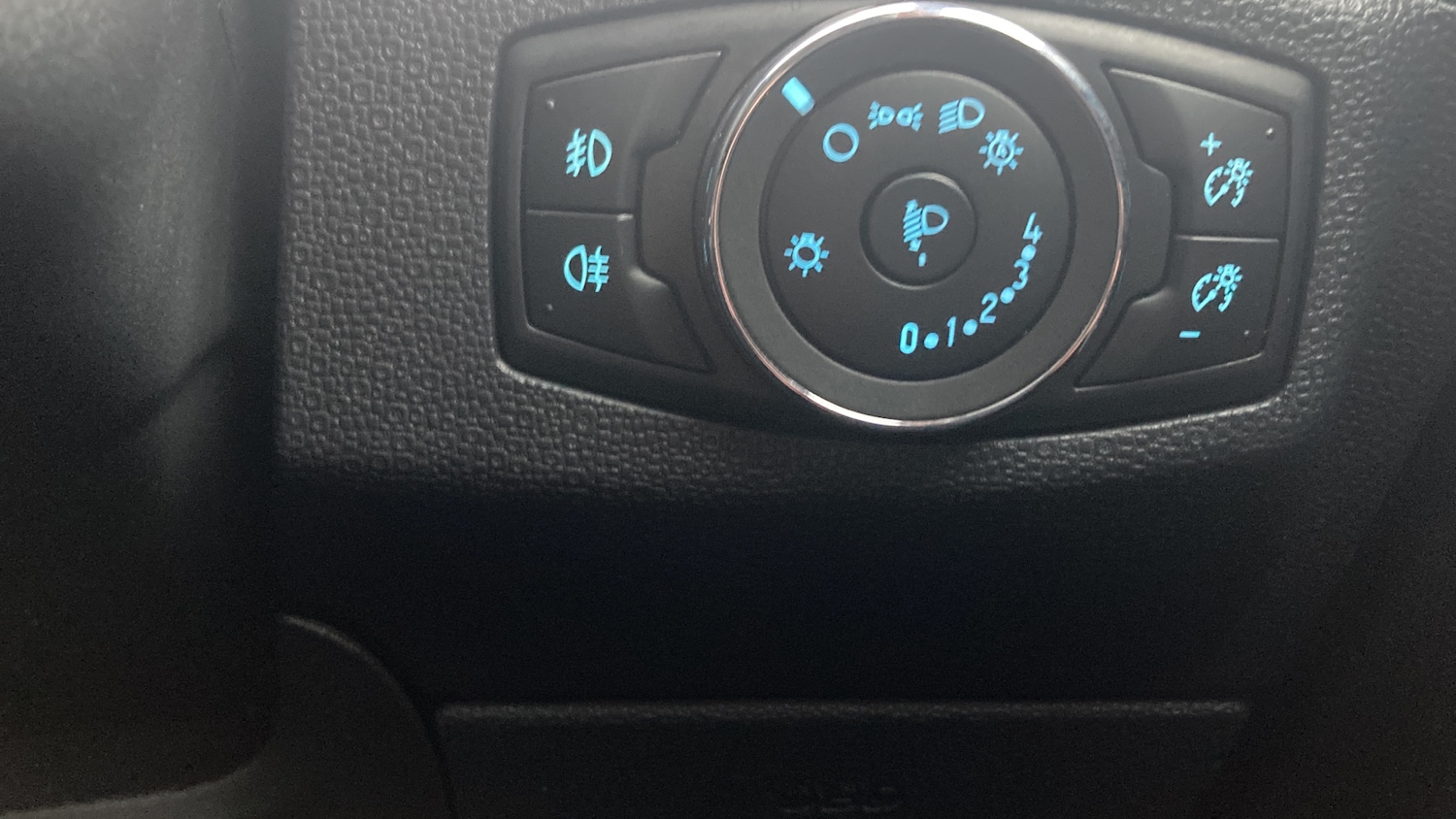 Used Ford Ecosport 2018 for sale - 76940013: Photo 26