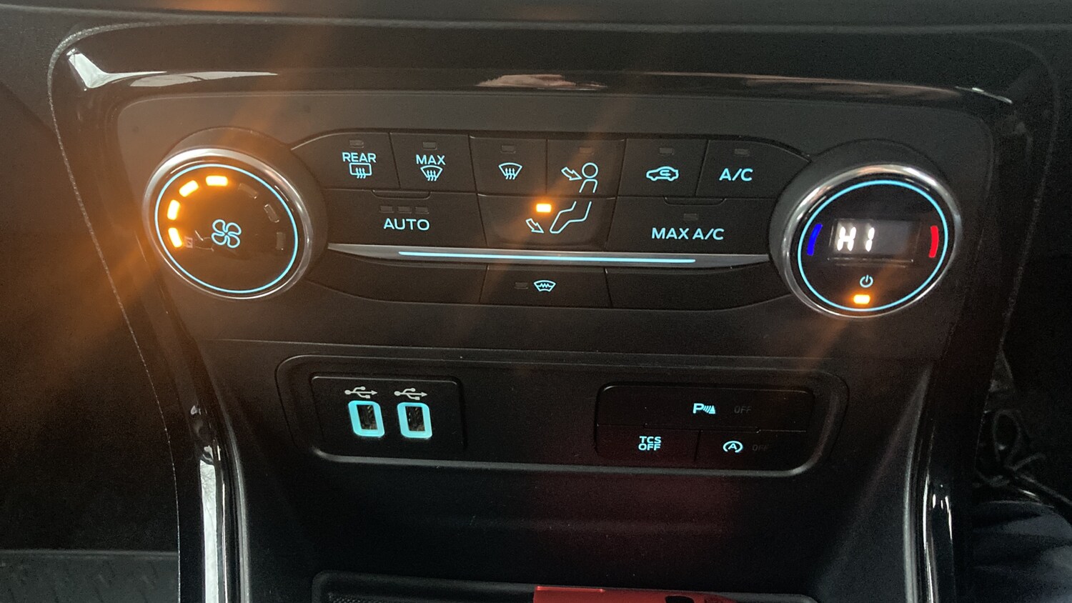 Used Ford Ecosport 2018 for sale - 76940013: Photo 33