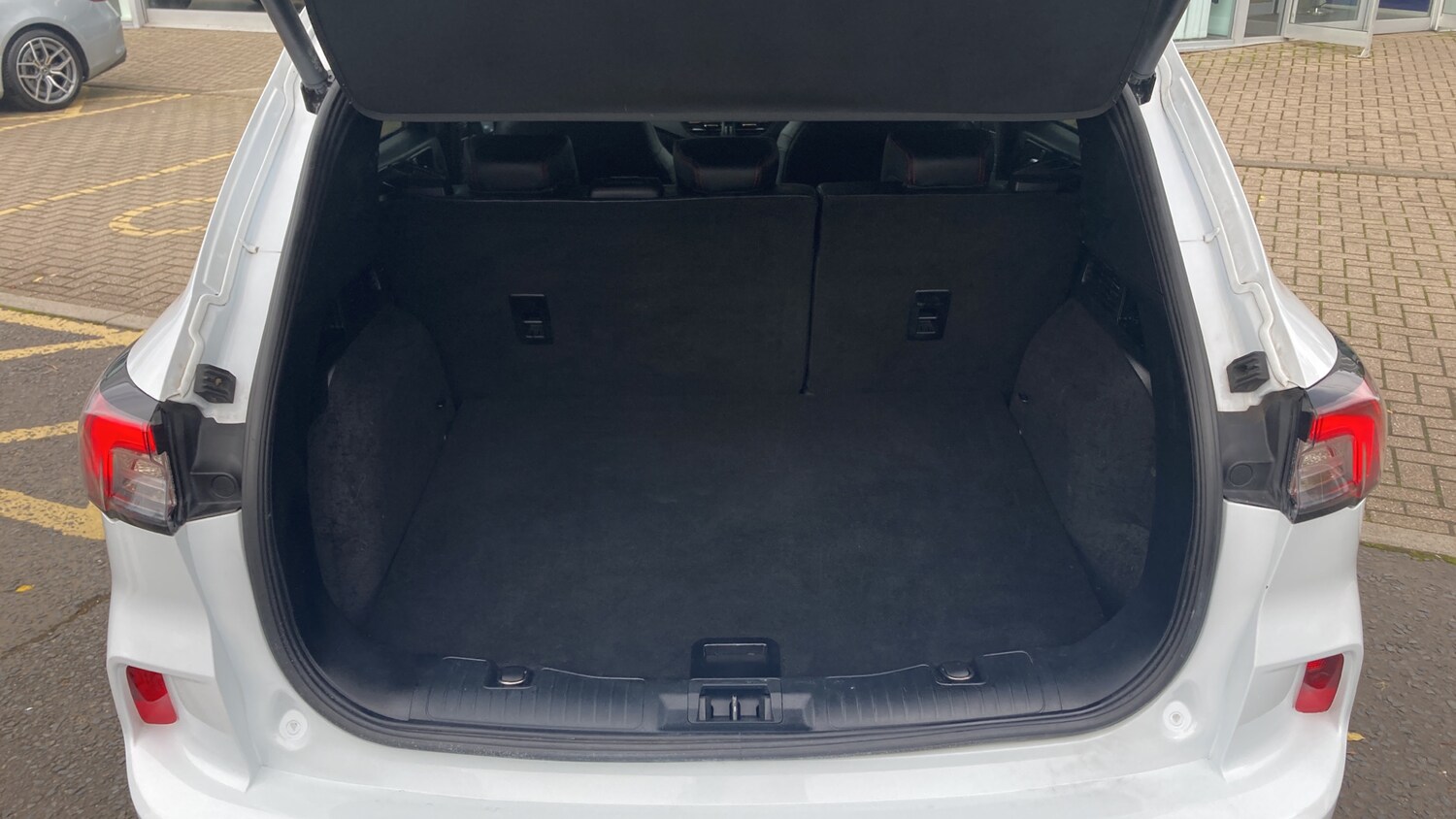 Used Ford Kuga 2023 for sale - 76184262: Photo 4