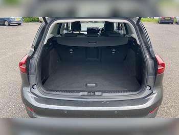 Used Ford Focus 2024 for sale - 78744375: Photo