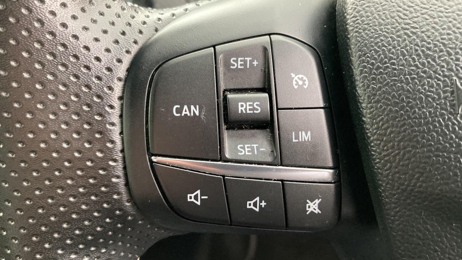 Used Ford Puma 2023 for sale - 76106925: Photo 21