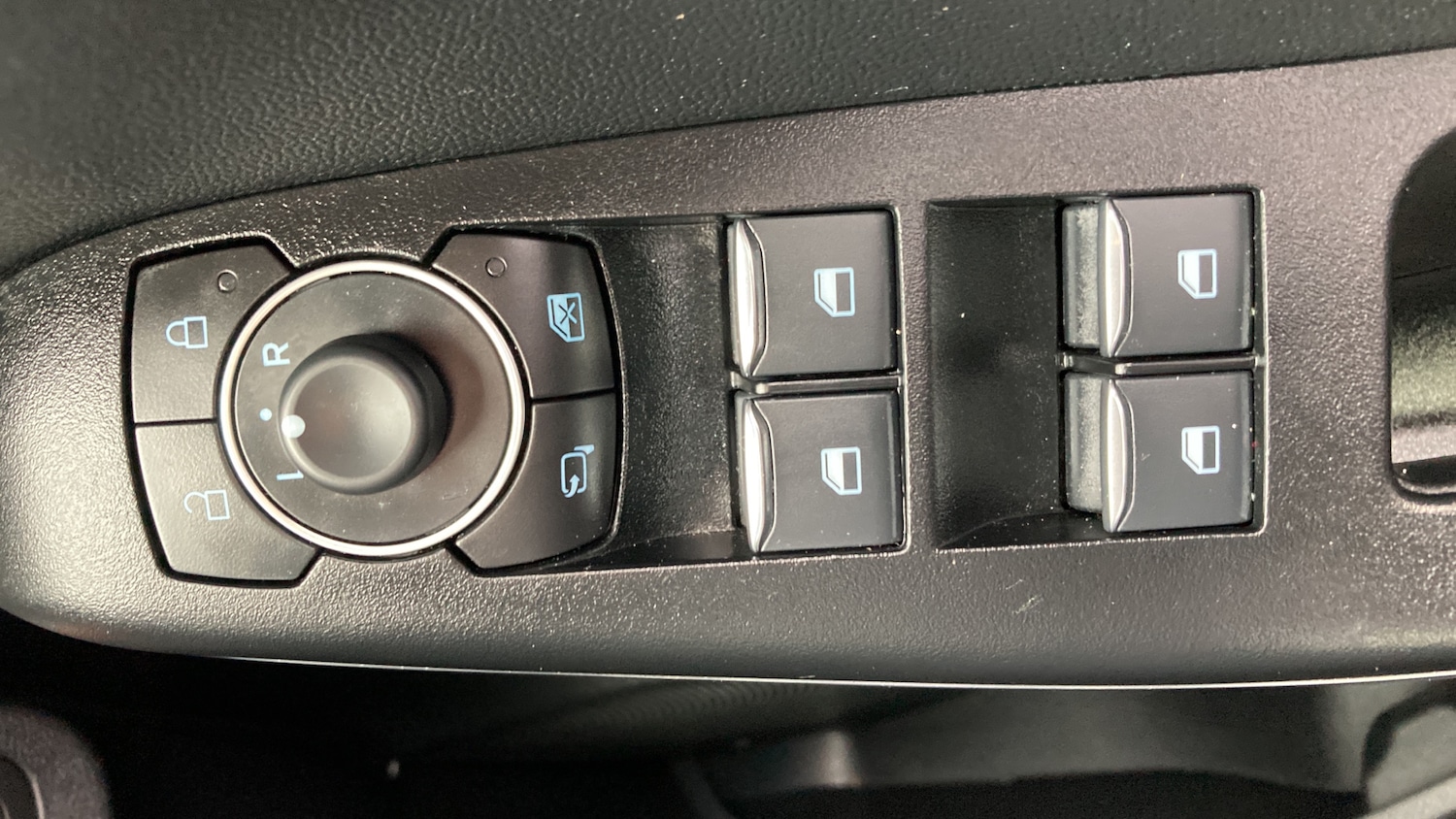 Used Ford Puma 2023 for sale - 76106925: Photo 28