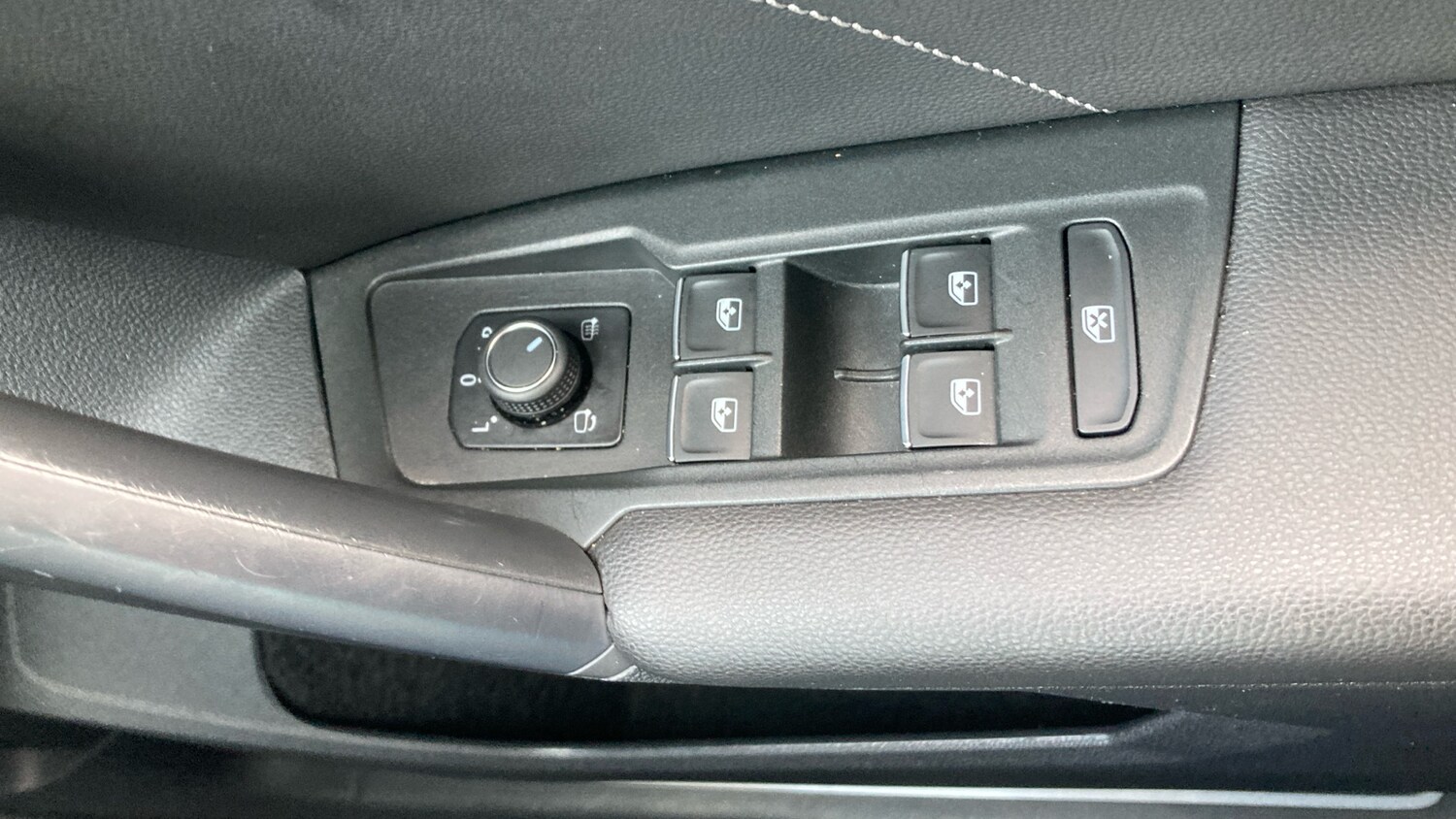 Used Volkswagen Tiguan 2023 for sale - 77746568: Photo 31