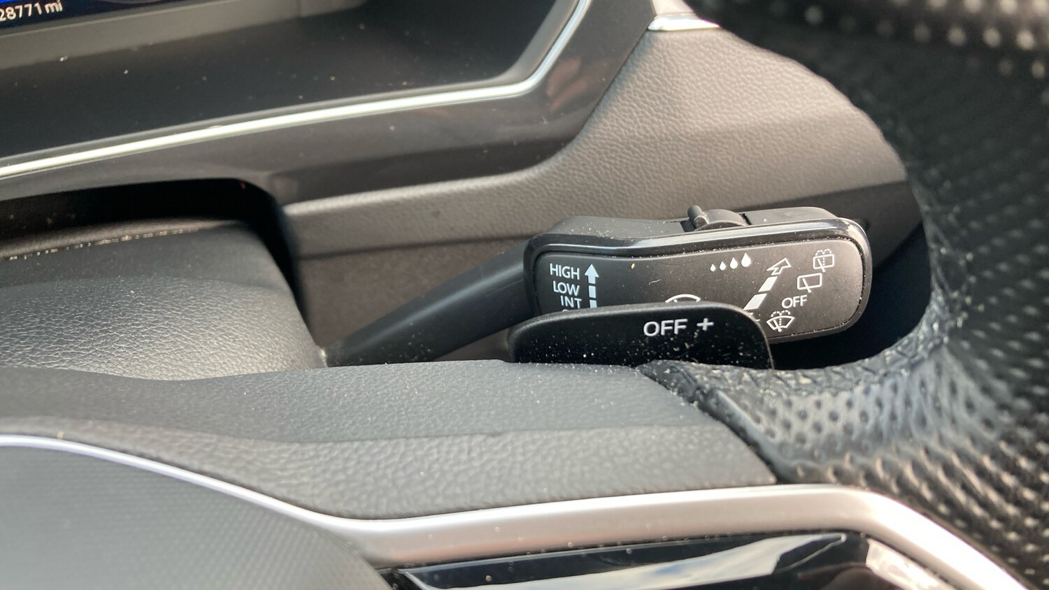 Used Volkswagen Tiguan 2023 for sale - 77746568: Photo 32