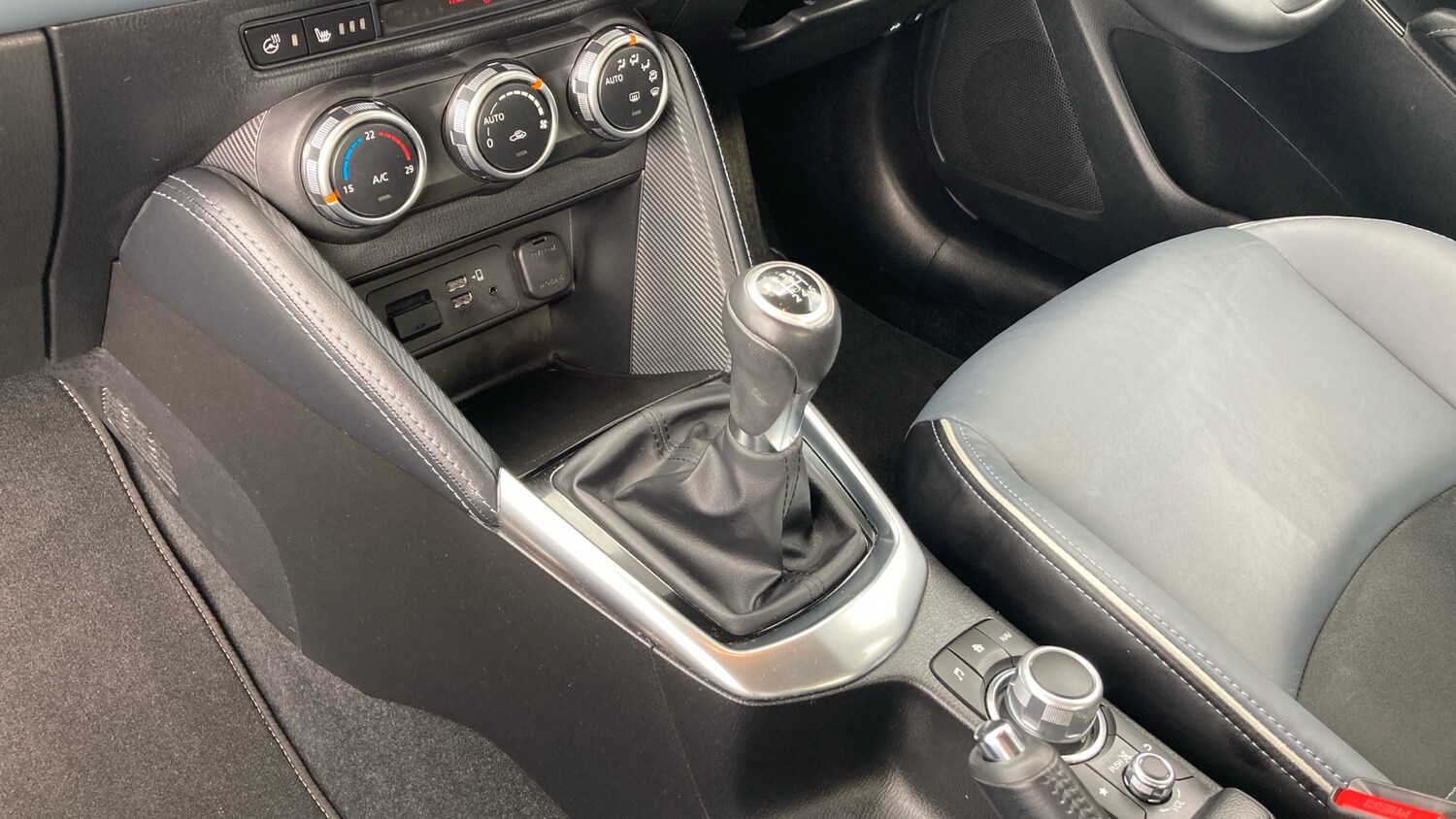 Used Mazda Mazda2 2022 for sale - 78223196: Photo 13