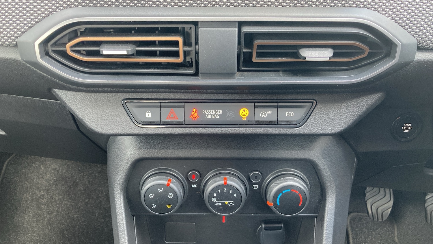 Used Dacia Sandero Stepway 2023 for sale - 76026014: Photo 40