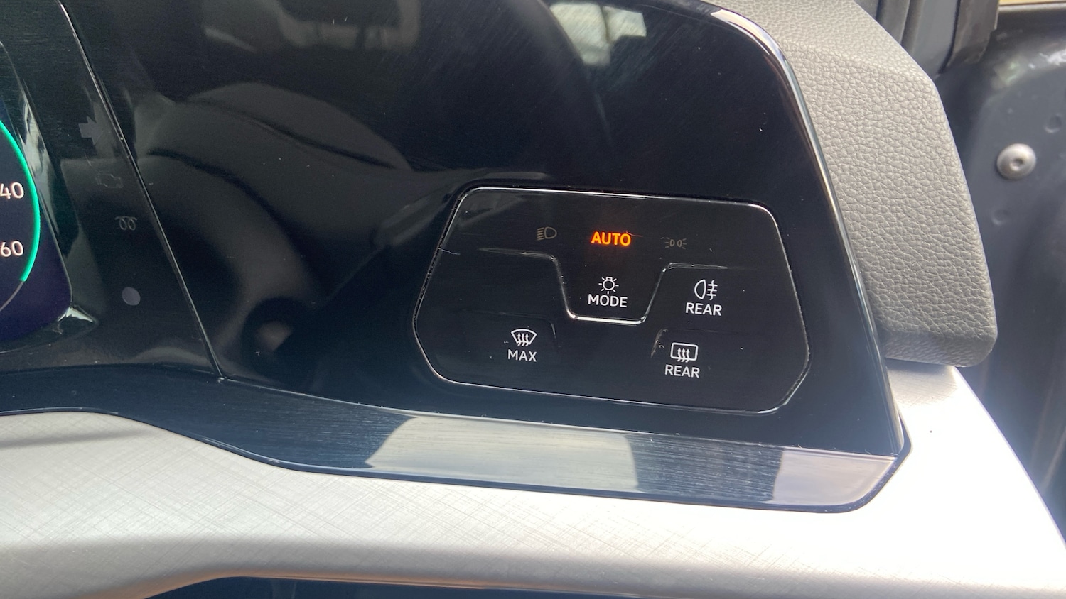 Used Volkswagen Golf 2020 for sale - 76681610: Photo 28