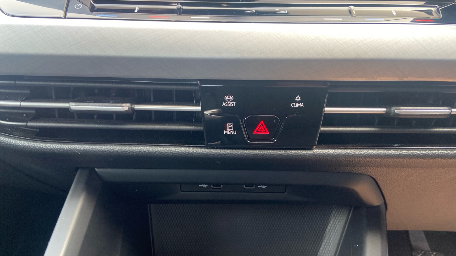 Used Volkswagen Golf 2020 for sale - 76681610: Photo 31