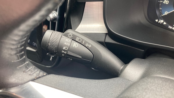 Used Volvo XC40 2020 for sale - 76180869: Photo 40