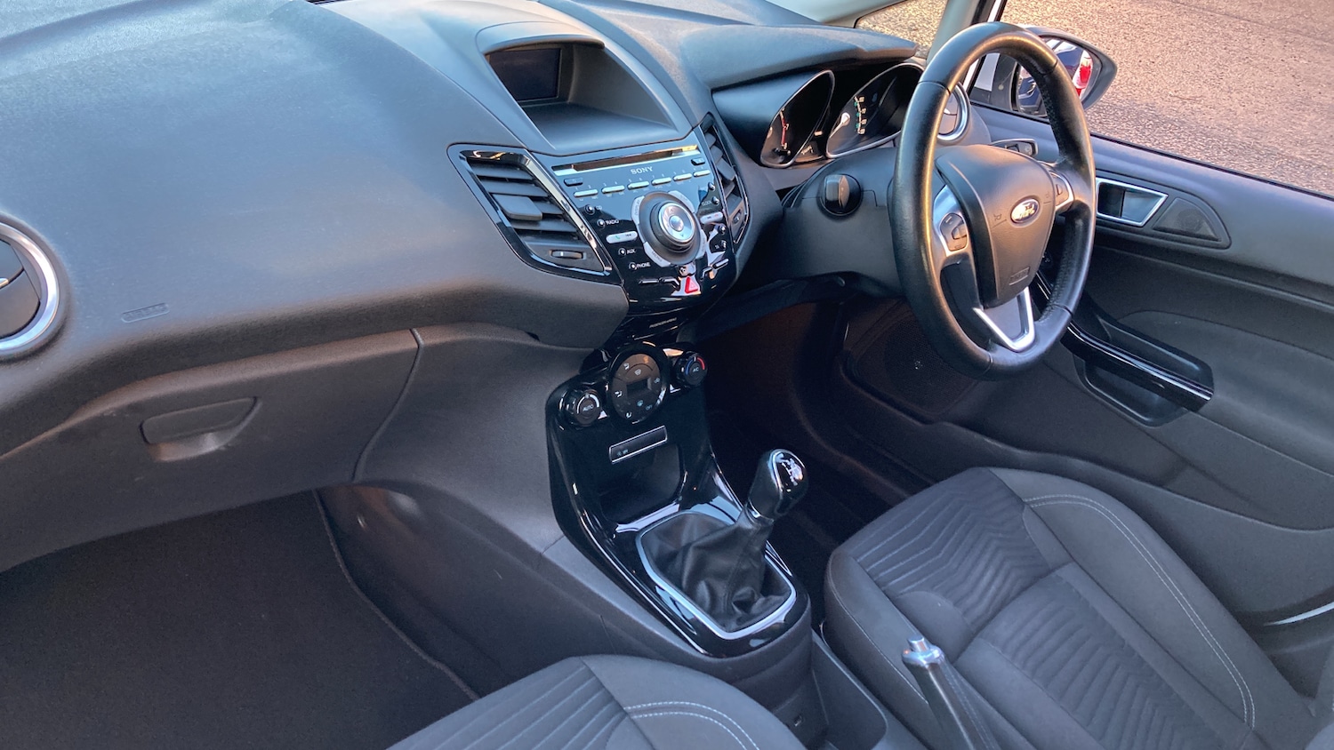 Used Ford Fiesta 2014 for sale - 76818712: Photo 9