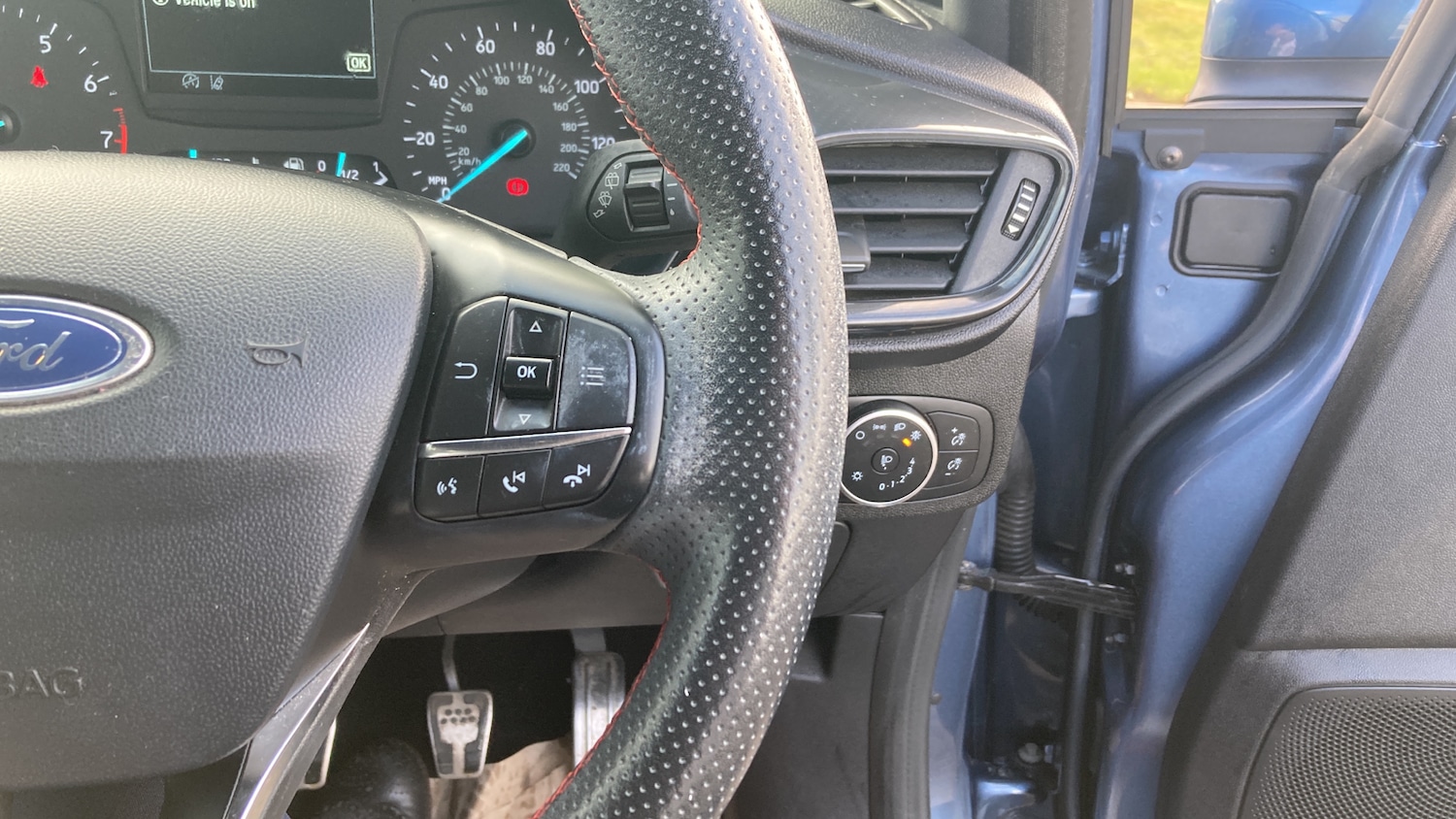 Vehicle 28