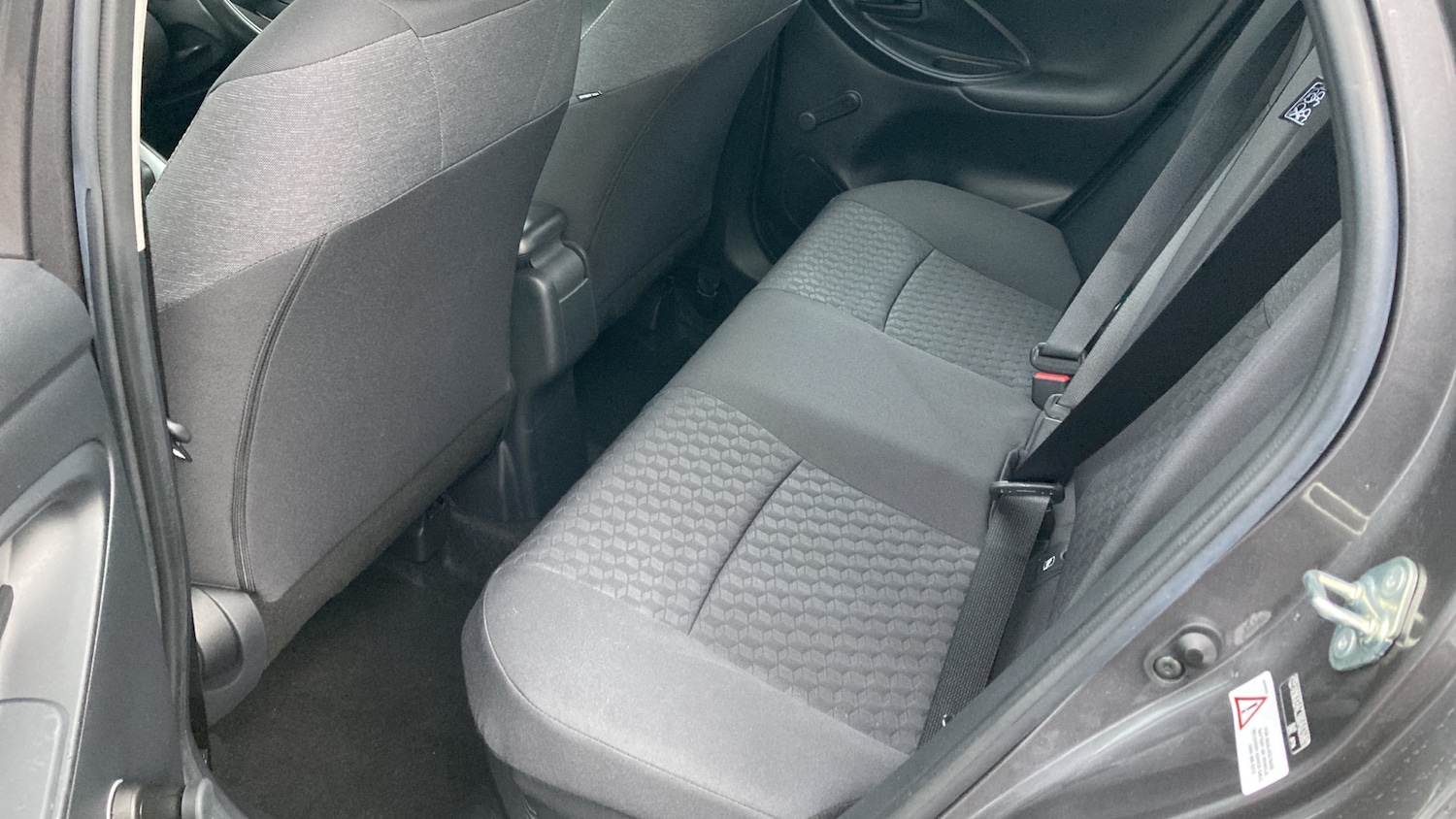 Used Toyota Yaris 2020 for sale - 76555643: Photo 16