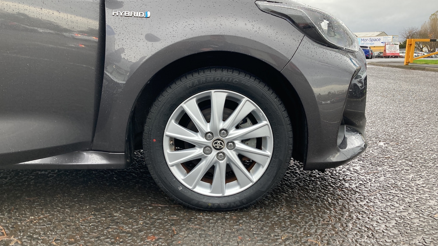 Used Toyota Yaris 2020 for sale - 76555643: Photo 27