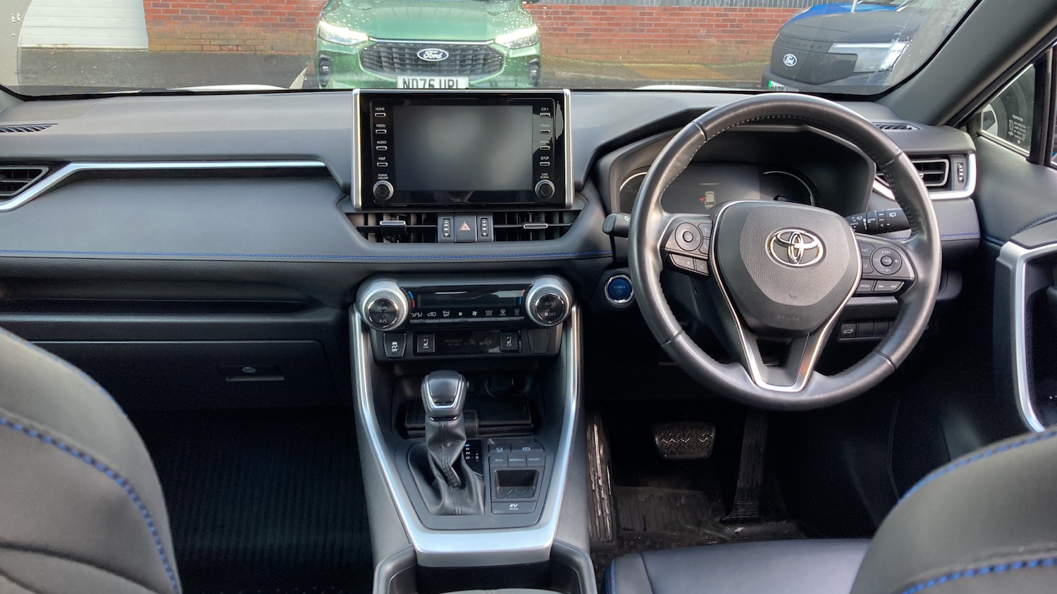 Used Toyota RAV4 2019 for sale - 76519242: Photo 10