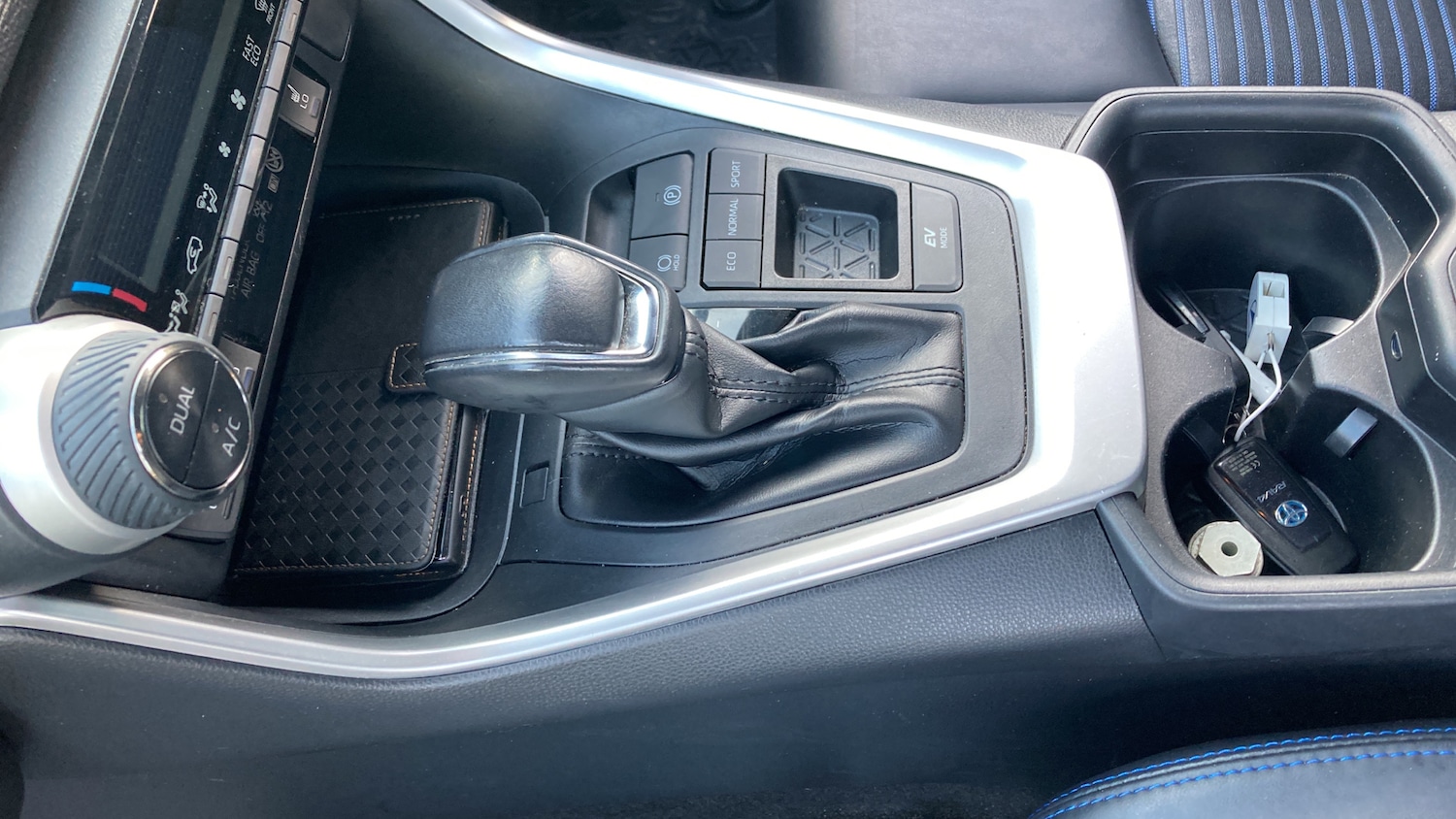 Used Toyota RAV4 2019 for sale - 76519242: Photo 13