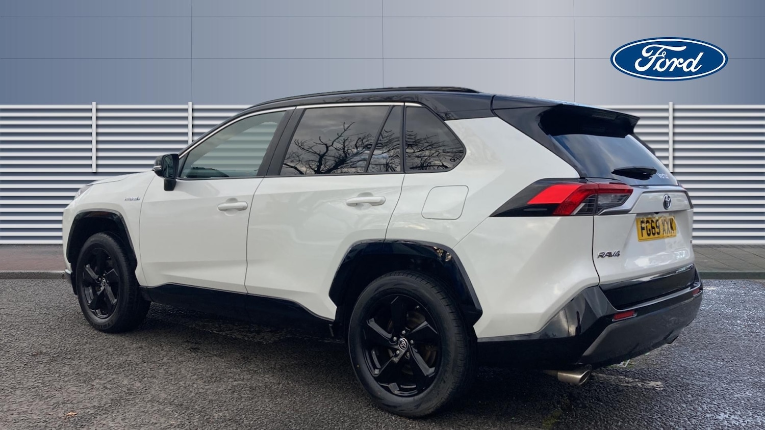 Used Toyota RAV4 2019 for sale - 76519242: Photo 2