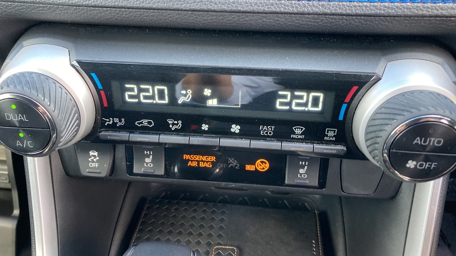 Used Toyota RAV4 2019 for sale - 76519242: Photo 29