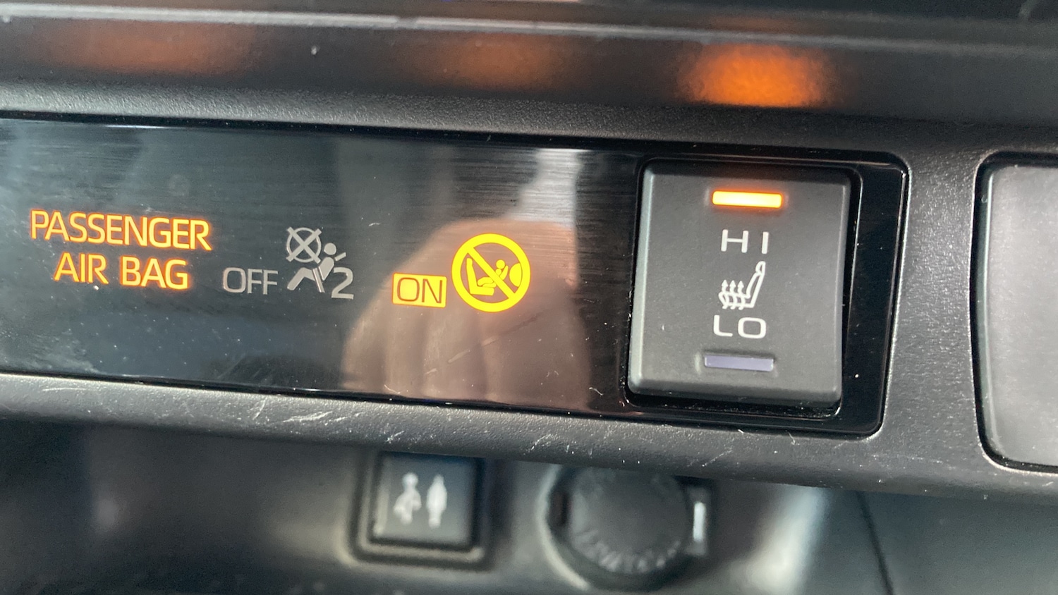 Used Toyota RAV4 2019 for sale - 76519242: Photo 30