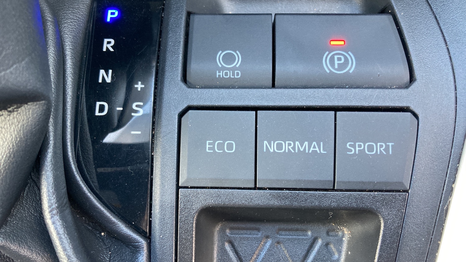 Used Toyota RAV4 2019 for sale - 76519242: Photo 33