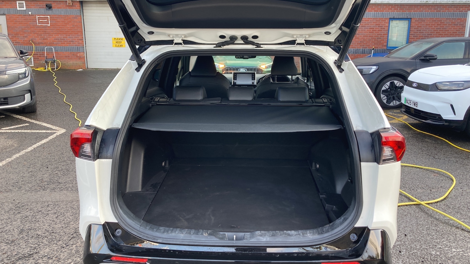 Used Toyota RAV4 2019 for sale - 76519242: Photo 4