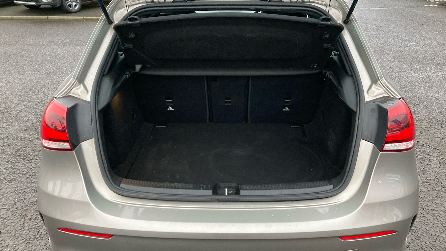 Used Mercedes-Benz A-Class 2019 for sale - 77001757: Photo 4