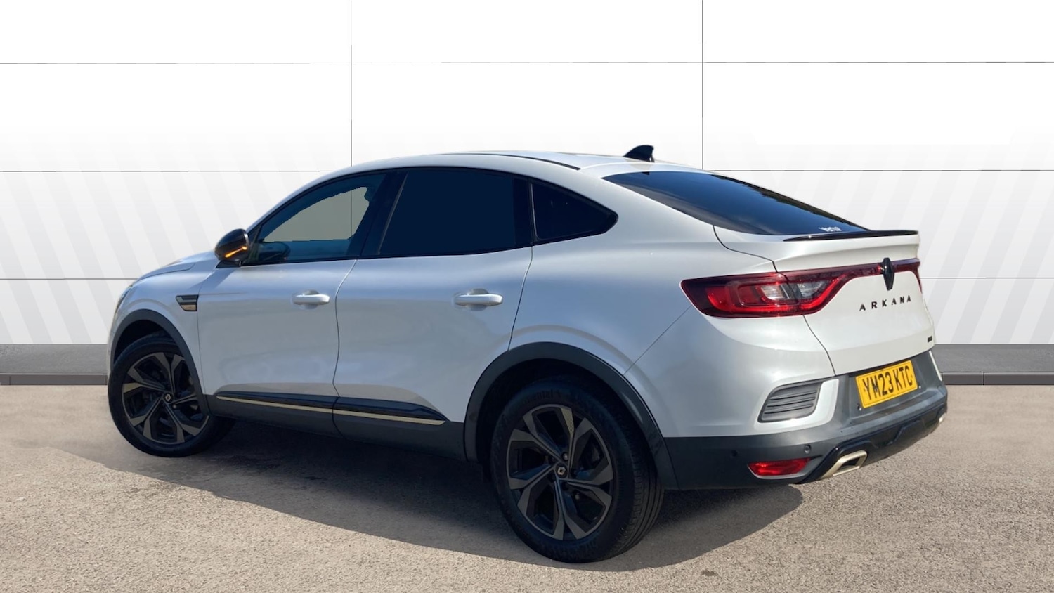 Used Renault Arkana 2023 for sale - 78078776: Photo 2