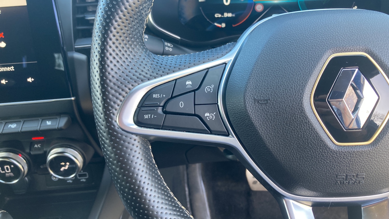 Used Renault Arkana 2023 for sale - 78078776: Photo 29