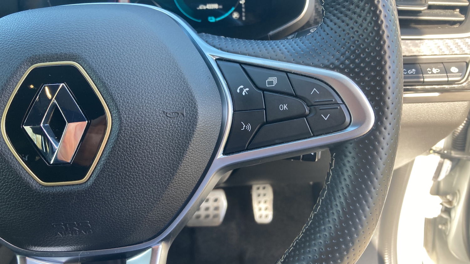 Used Renault Arkana 2023 for sale - 78078776: Photo 30