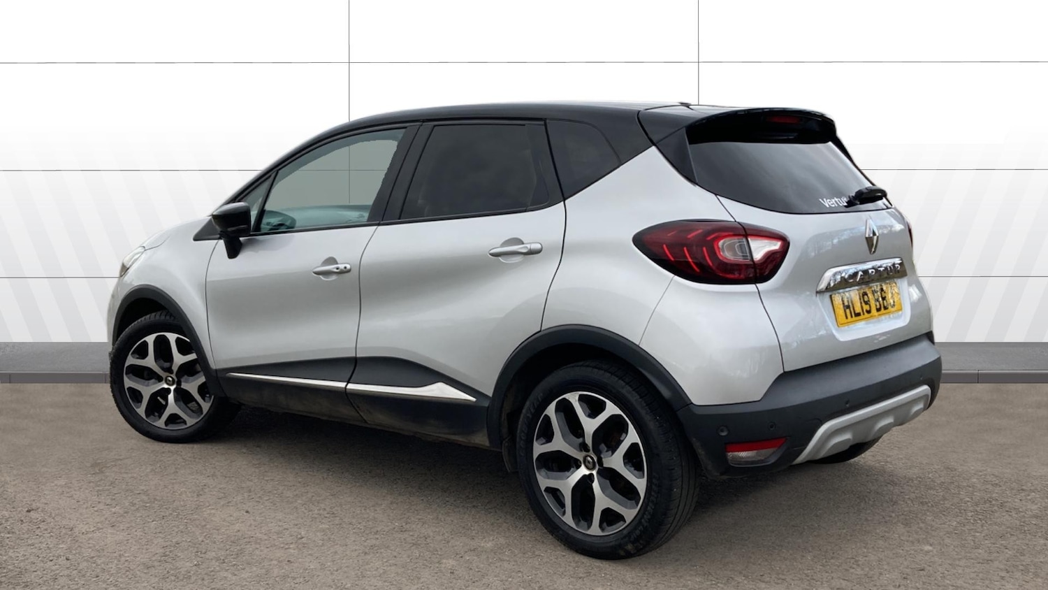 Used Renault Captur 2019 for sale - 77766183: Photo 2